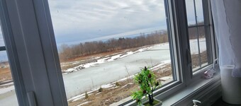 4-bedroom newly built house in Pickering.