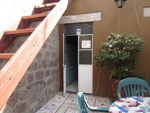 Tempat makan luar