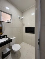 Comfort Διαμέρισμα | Μπάνιο | Πιστολάκι μαλλιών, πετσέτες