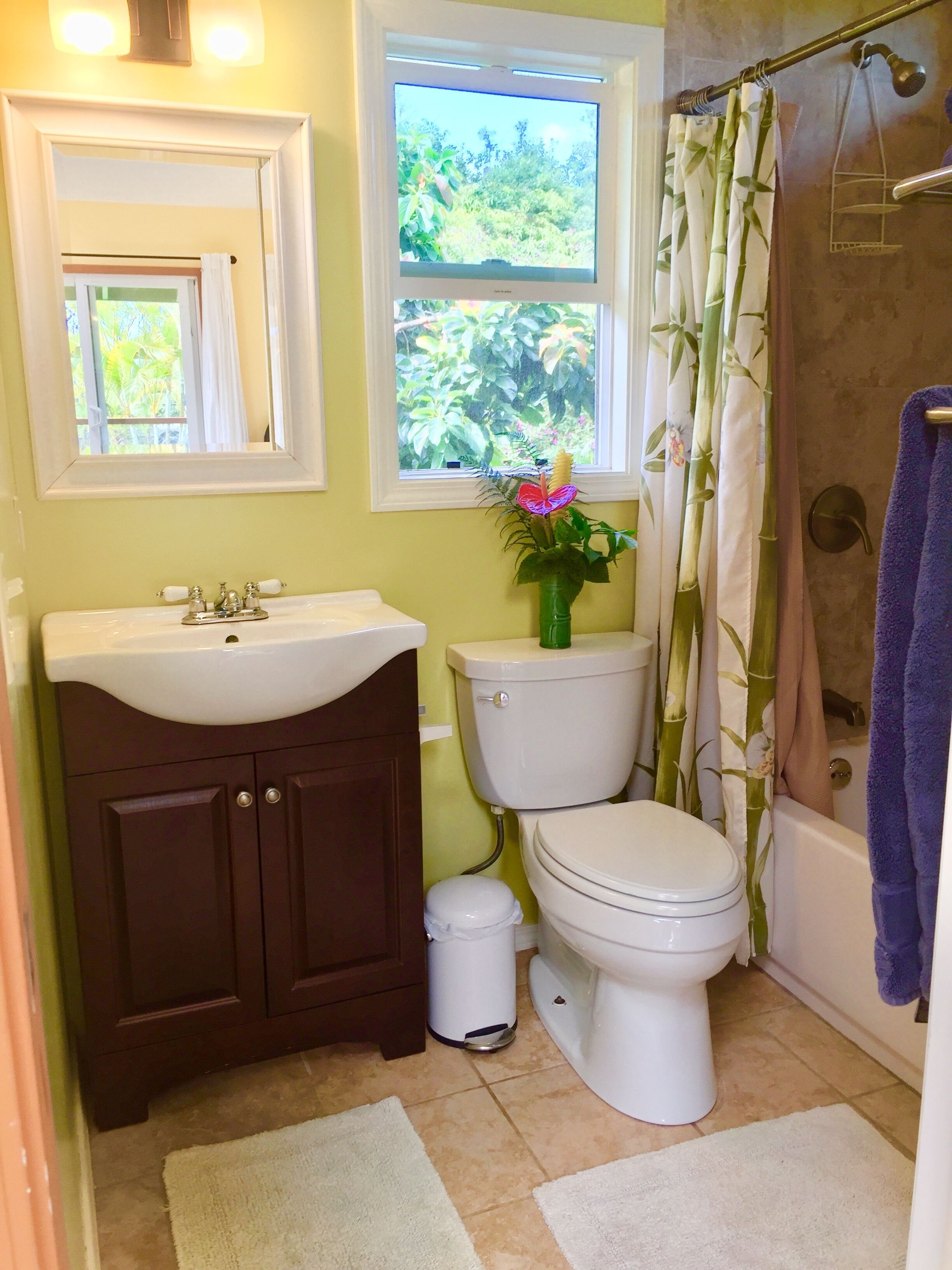 Hårtørrer, håndklæder, Sæbe, Toiletpapir