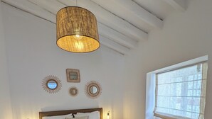Unclassified image, 2 of 16, button - Central, cozy vacation home in the Algarve - close to the beach & town (Porches)