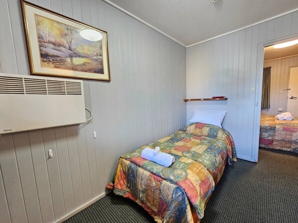 2 chambres, draps fournis