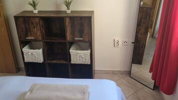 Apartment (Classic One Bedroom Apartment (3)) | 4 bedrooms