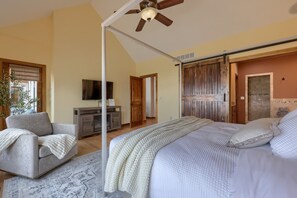 5 habitaciones, escritorio y tabla de planchar con plancha 