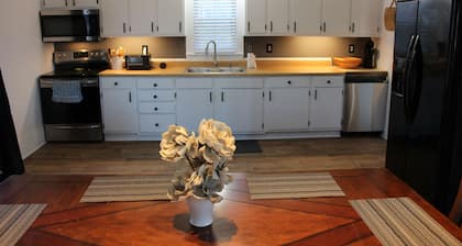 Charming historic home steps from downtown LaGrange