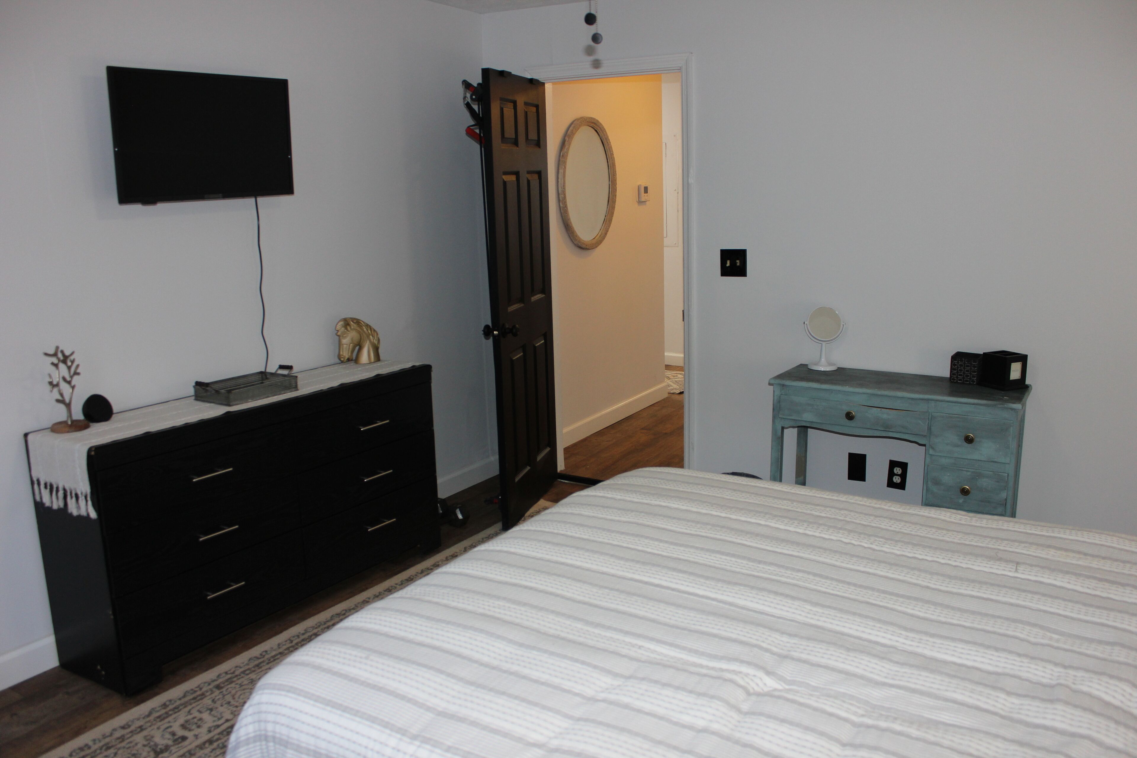 3 bedrooms, desk, free WiFi, bed sheets