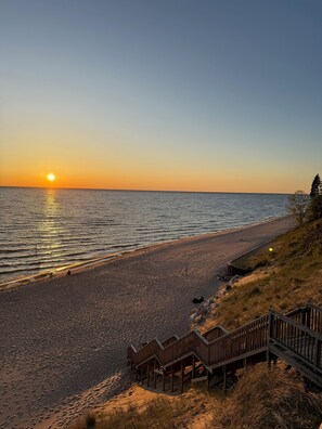 Liegestühle, Strandtücher