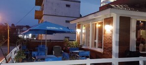 Exterior - Hosteria Los Amigos (Villa Gesell)