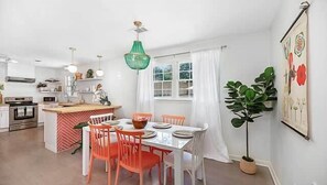 Dining - Perfectly Park Circle II (N. Charleston)