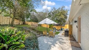 Outdoor dining - Perfectly Park Circle II (N. Charleston)