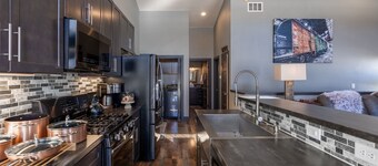 Call of The Wild. Luxury mountain setting, sleeps 6.