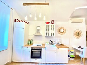 Four, plaque de cuisson