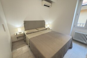 1 bedroom, iron/ironing board