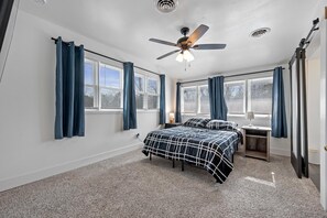 5 bedrooms, WiFi