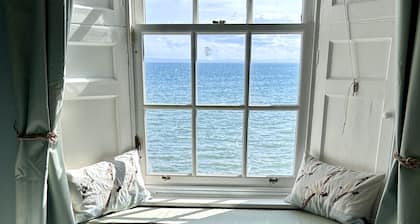 Amazing sea views on the front line in Anstruther