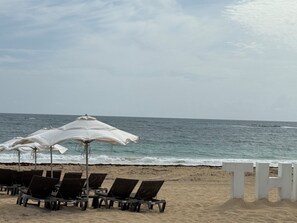 Tæt på stranden