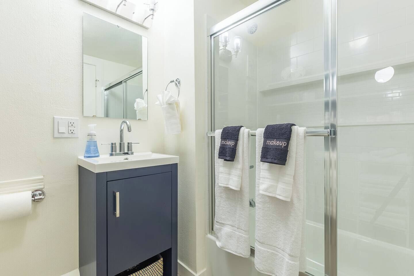 Hair dryer, towels