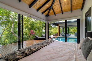 Piscine extérieure