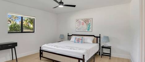2 bedrooms, desk, iron/ironing board, travel crib