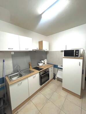 Microwave, oven, stovetop