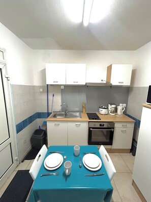 Microwave, oven, stovetop