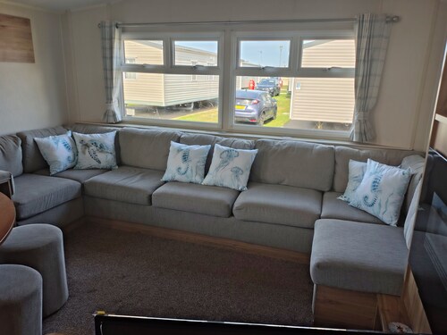 3 bed-Sleeps 8-Wifi & Linen inc.