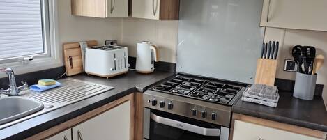 Microwave, oven