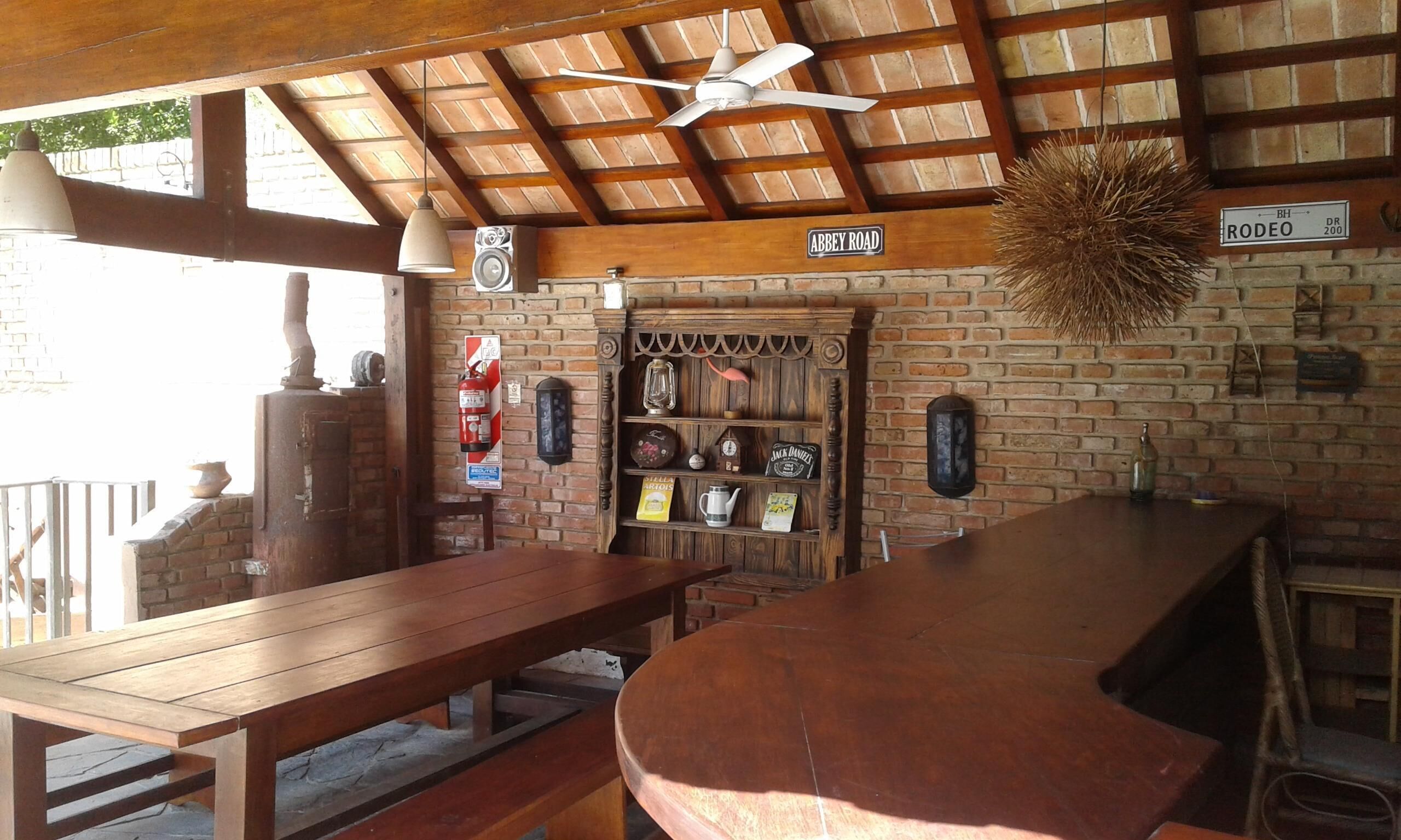 Tempat makan outdoor