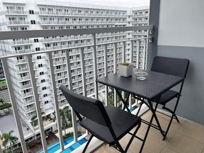 Appart'hôtel, balcon, vue piscine | Vue depuis le balcon