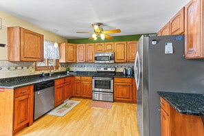 Microwave, oven, stovetop