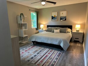 3 bedrooms, iron/ironing board, free WiFi, bed sheets