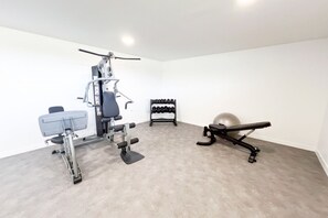 Fitness facility - Family penthouse with sea views in Cancelada (Cancelada)