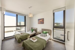 2 bedrooms, iron/ironing board, Internet, bed sheets - 2 bedroom villa in Pernera with private pool (Protaras)