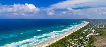 Open concept living with 2 en suite bedroom cottage 1 minute walk to the beach.