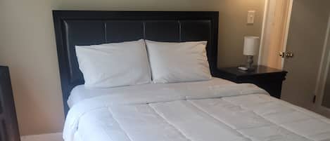 2 bedrooms, desk, iron/ironing board, free WiFi