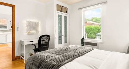 Rosemont Pop Art Apt w/ Game Room & Parking