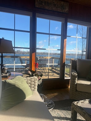 Smart TV, fireplace, table football, ping pong - The Cozy Cub (Crosslake)