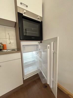 Ofen, Herdplatte, GeschirrspĂŒler