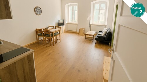 Fichtelzimmer - zentrale und moderne Ferienwohnung im Herzen von Wunsiedel