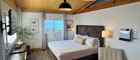 WiFi, bed sheets