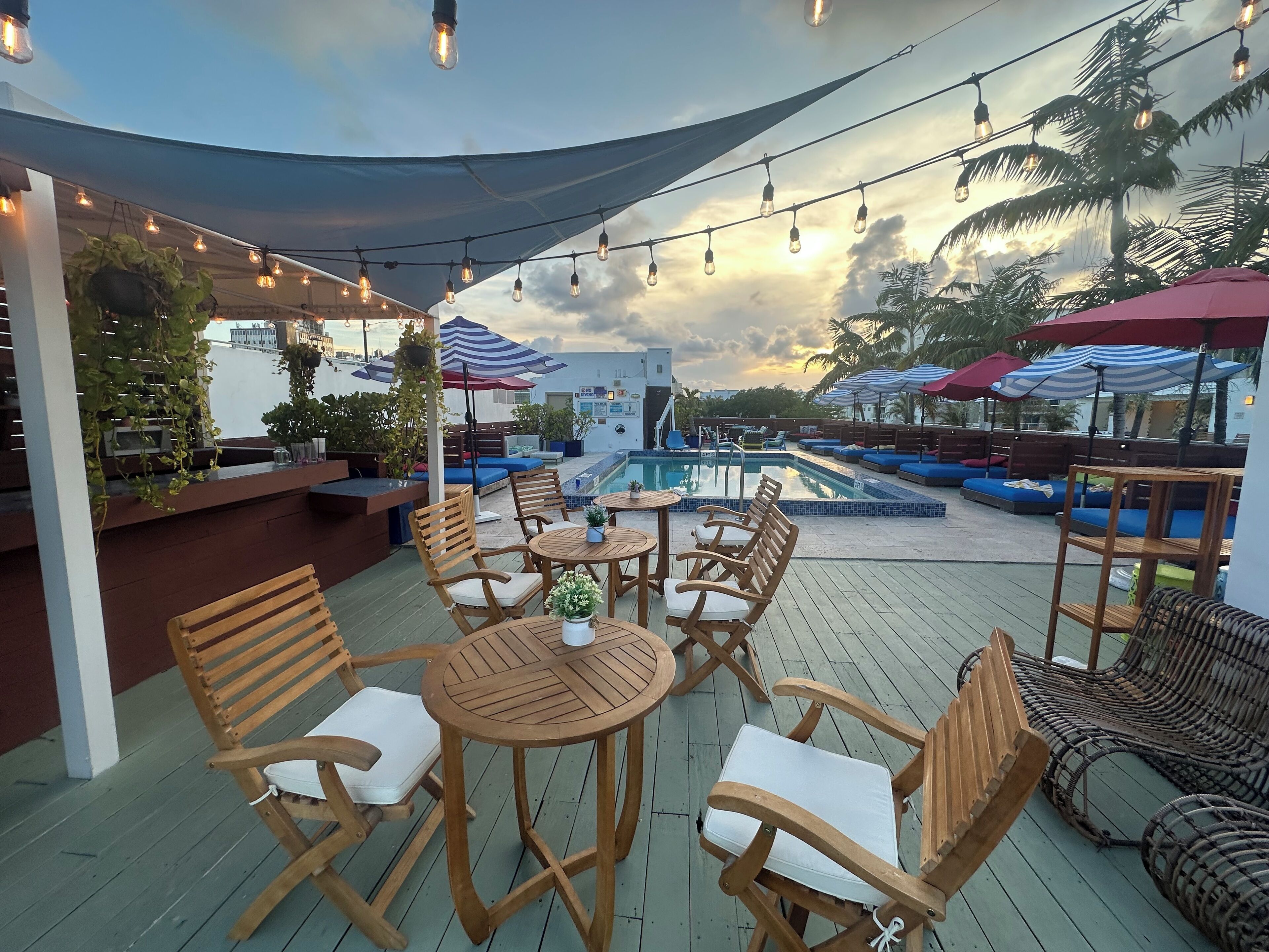 每日供應歐陸早餐 (每人 USD15)