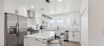 NEW! Desert Mountain Escape with Private Hot Tub