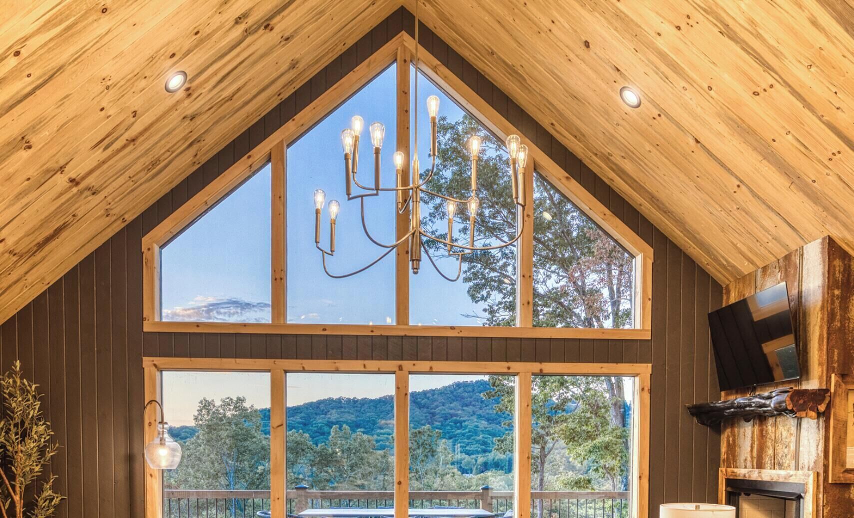 TV connectée, cheminée