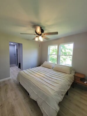 1 bedroom, WiFi, bed sheets