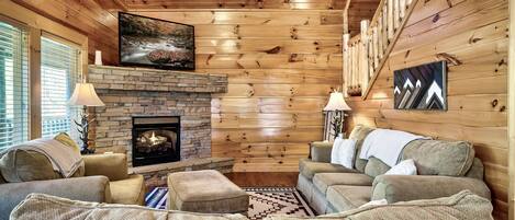 Smart TV y chimenea