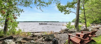 Stunning Lake House on the shores of Lake DuBay