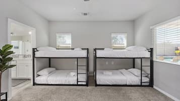 5 chambres, bureau, fer et planche Ă repasser, Wi-Fi gratuit