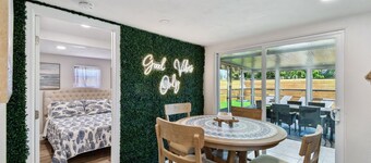 3-bedroom house in welcoming Ormond Beach walking distance from the beach