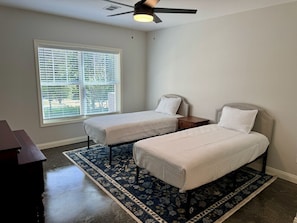 3 bedrooms, iron/ironing board, travel cot, free WiFi