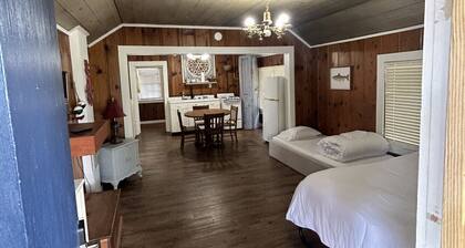 Cookson Resort - Tenkiller Cabin #3